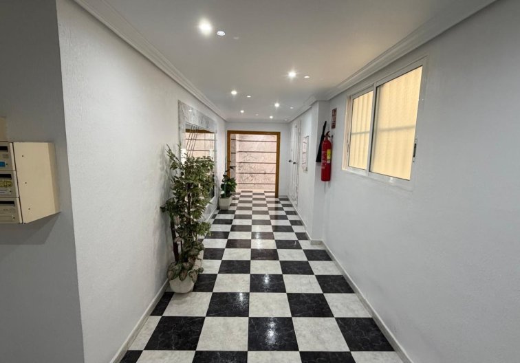 Segunda mano - Apartamento  - Torrevieja - Playa del Cura