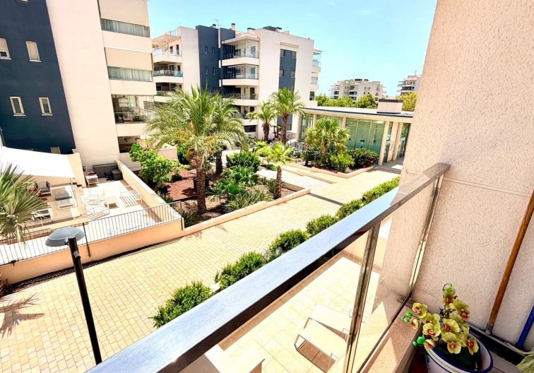Resale - Apartment - Orihuela Costa - Costa Blanca
