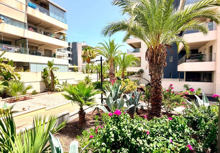 Resale - Apartment - Orihuela Costa - Costa Blanca