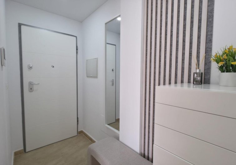 Wiederverkauf - Wohnung - Torrevieja
