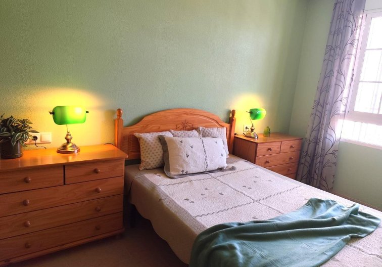 Segunda mano - Apartamento  - Torrevieja - Centro