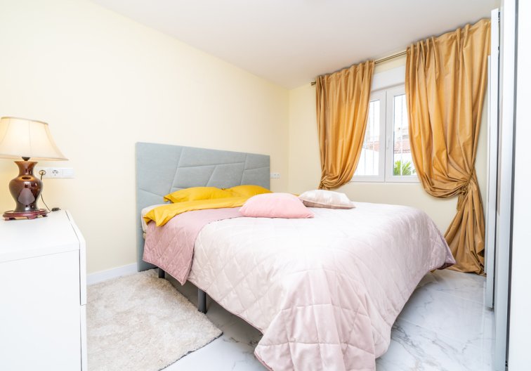 Segunda mano - Bungalow - Torrevieja - Torreta