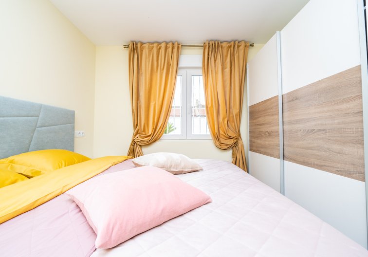 Segunda mano - Bungalow - Torrevieja - Torreta