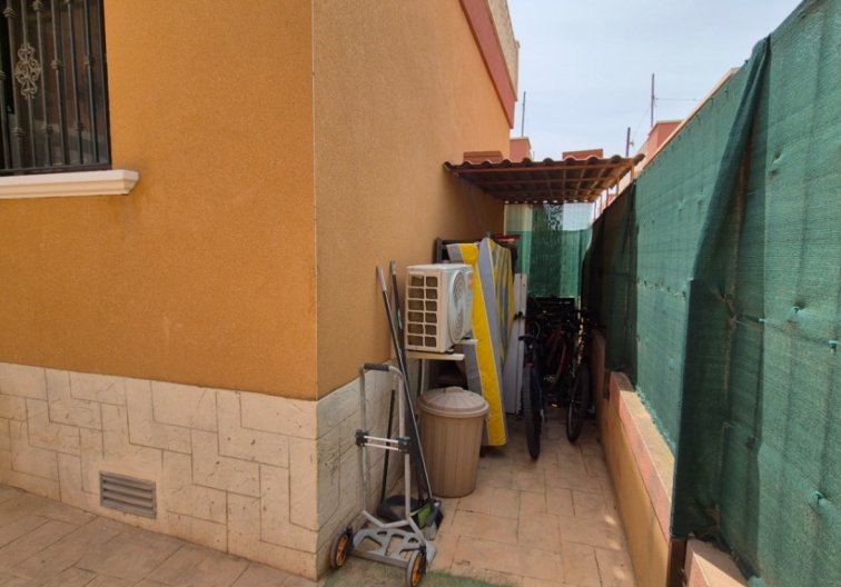 Segunda mano - villa - Torrevieja - Costa Blanca