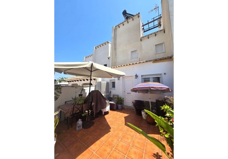 Segunda mano - town house - Torrevieja - Los Balcones 