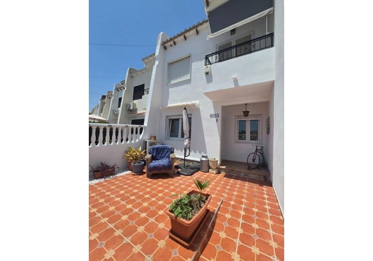 Segunda mano - town house - Torrevieja - Los Balcones 