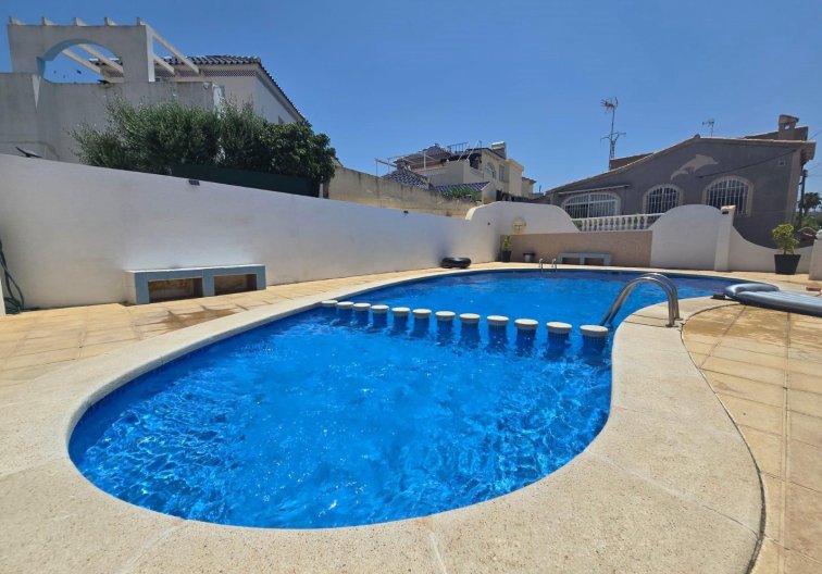 Segunda mano - town house - Torrevieja - Los Balcones 