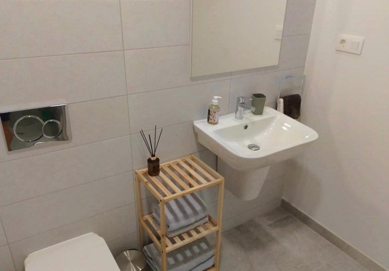 Segunda mano - Apartamento  - Orihuela - Inland