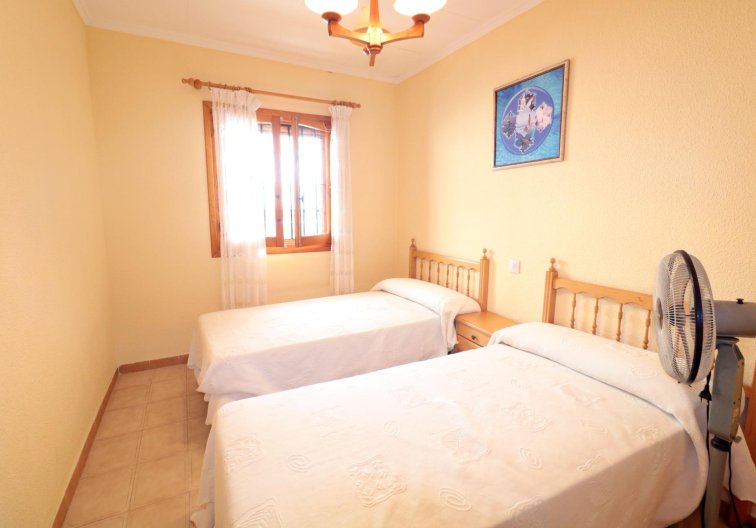 Segunda mano - town house - Torrevieja - Playa de los Naúfragos