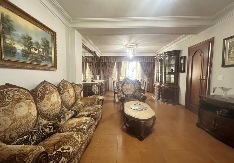 Segunda mano - Apartamento  - Torrevieja - Centro