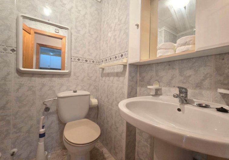 Segunda mano - Apartamento  - Torrevieja - Habaneras