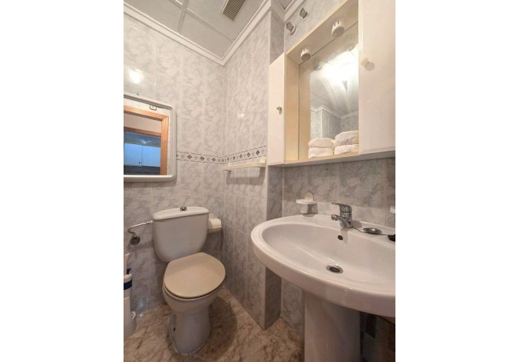 Segunda mano - Apartamento  - Torrevieja - Habaneras