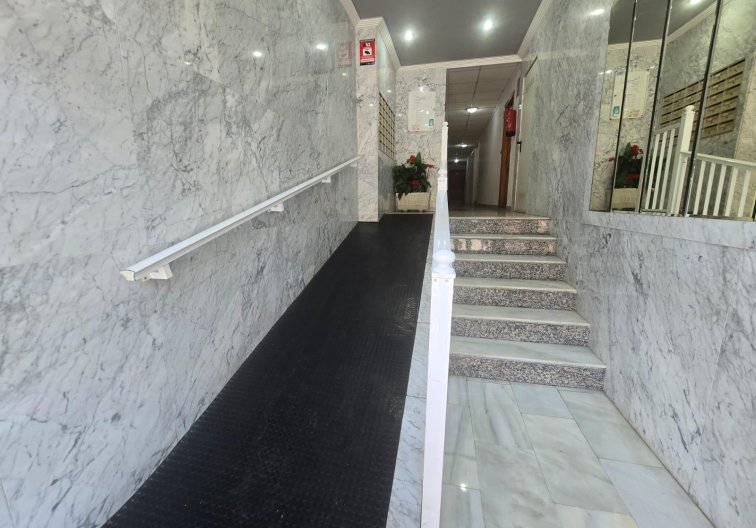 Segunda mano - Apartamento  - Torrevieja - Habaneras