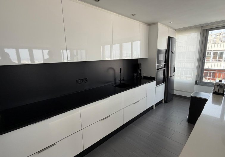 Segunda mano - Apartamento  - Torrevieja - Acequion
