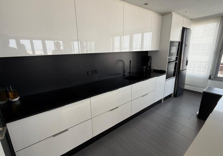 Segunda mano - Apartamento  - Torrevieja - Acequion
