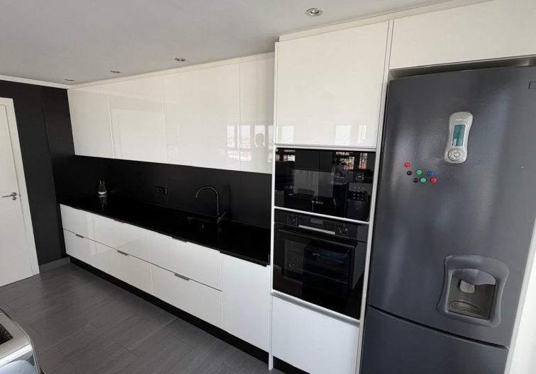 Segunda mano - Apartamento  - Torrevieja - Acequion
