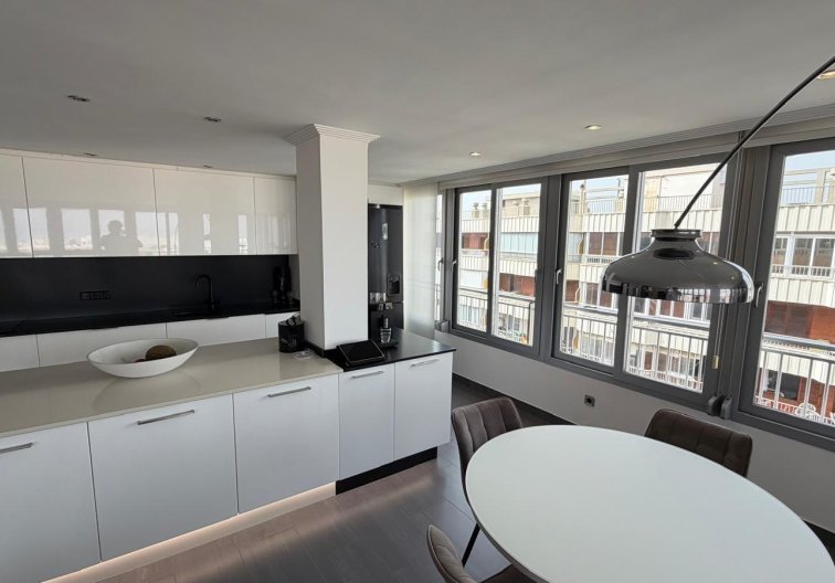 Segunda mano - Apartamento  - Torrevieja - Acequion