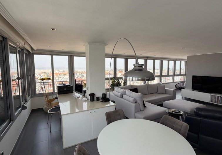 Segunda mano - Apartamento  - Torrevieja - Acequion