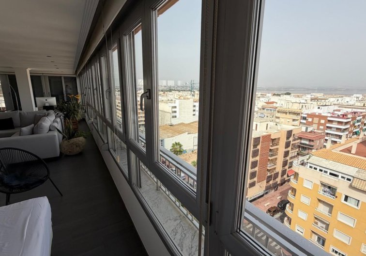 Segunda mano - Apartamento  - Torrevieja - Acequion