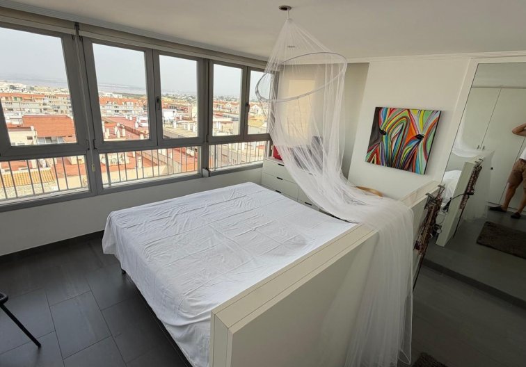 Segunda mano - Apartamento  - Torrevieja - Acequion