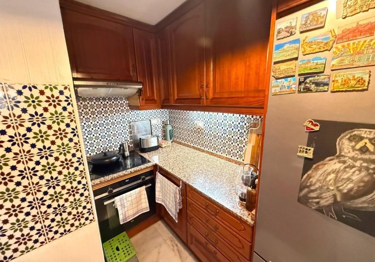 Segunda mano - Apartamento  - Torrevieja - Playa de los Locos