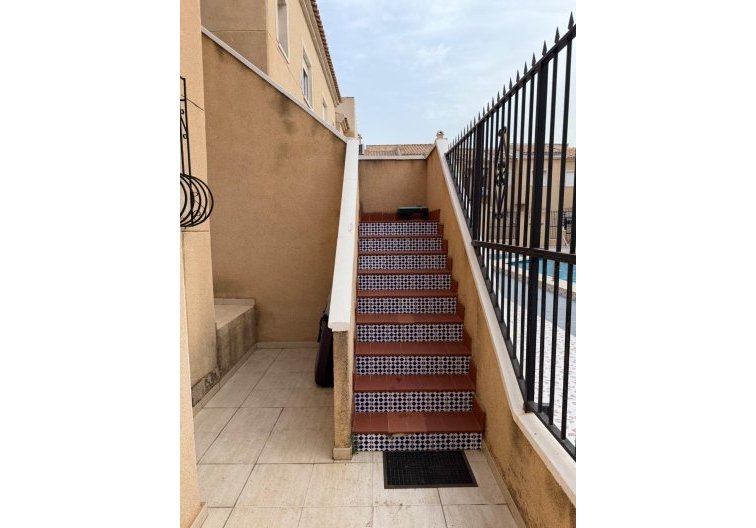 Segunda mano - Apartamento  - Torrevieja - Centro