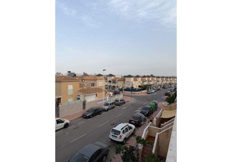 Segunda mano - Apartamento  - Torrevieja - Centro