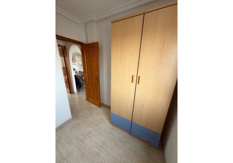 Segunda mano - Apartamento  - Torrevieja - Centro