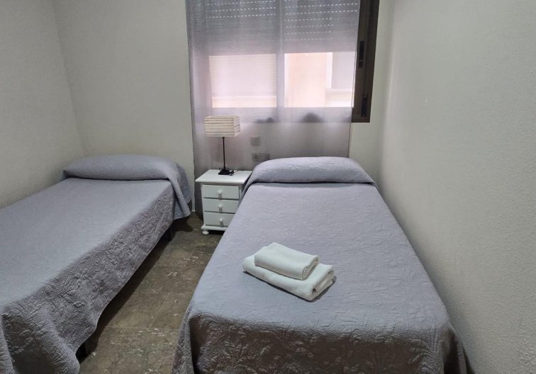 Segunda mano - Apartamento  - Torrevieja - Parque De Las Naciones