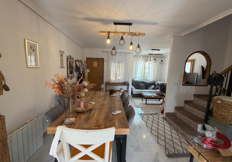 Segunda mano - Bungalow - Torrevieja - Zona Los Frutales