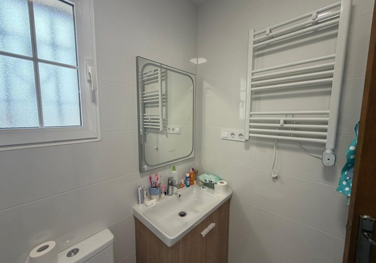 Segunda mano - Bungalow - Torrevieja - Zona Los Frutales