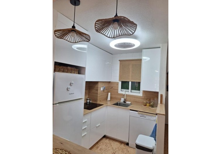 Segunda mano - Apartamento  - Torrevieja - Playa del Cura