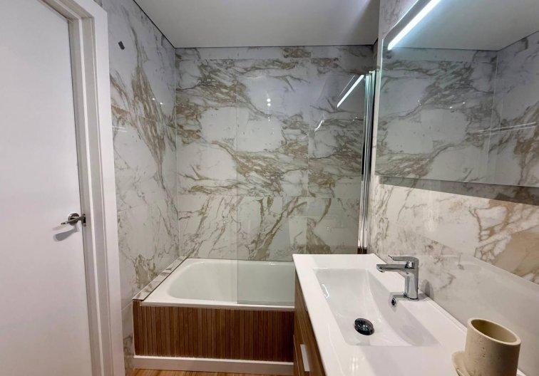 Segunda mano - Apartamento  - Torrevieja - Habaneras