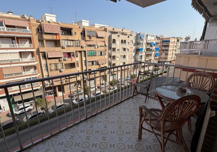 Revente - Appartement - Torrevieja - Acequion
