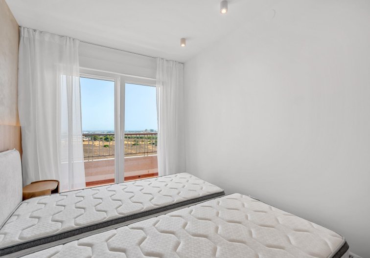Segunda mano - Apartamento  - Torrevieja - Punta Prima