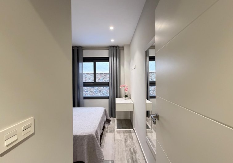 Segunda mano - Apartamento  - Torrevieja - Playa del Cura