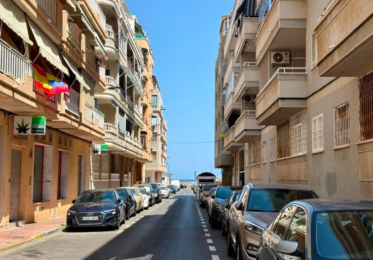 Segunda mano - Apartamento  - Torrevieja - Playa del Cura