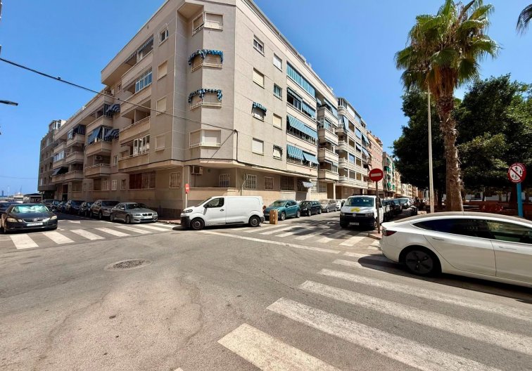 Segunda mano - Apartamento  - Torrevieja - Playa del Cura