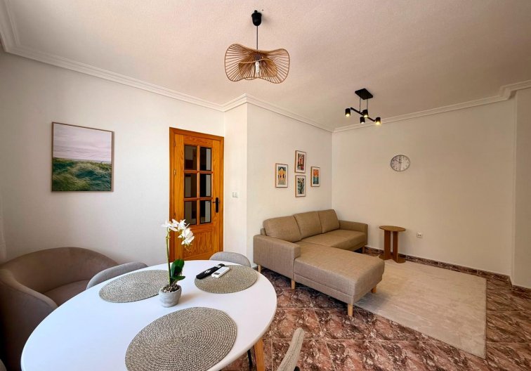 Segunda mano - Apartamento  - Torrevieja - Playa del Cura
