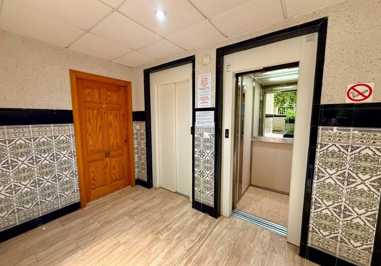 Segunda mano - Apartamento  - Torrevieja - Playa del Cura