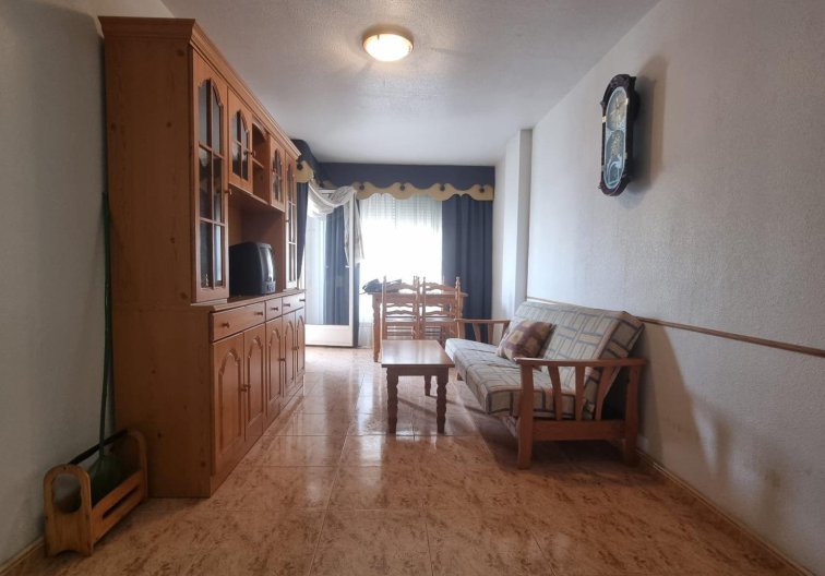 Segunda mano - Apartamento  - Torrevieja - Centro