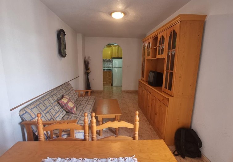 Segunda mano - Apartamento  - Torrevieja - Centro