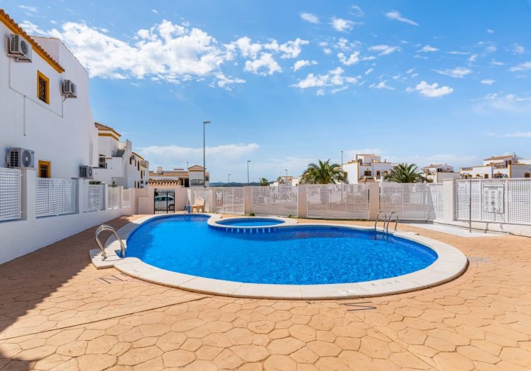 Segunda mano - Apartamento  - Orihuela - Inland