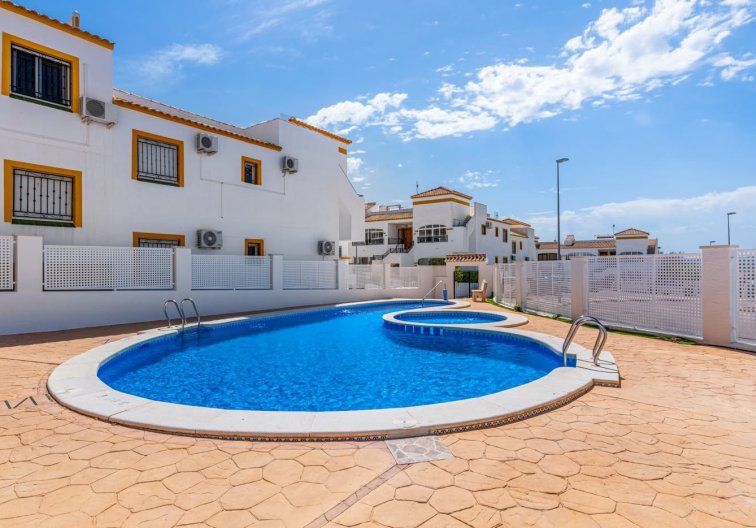 Segunda mano - Apartamento  - Orihuela - Inland