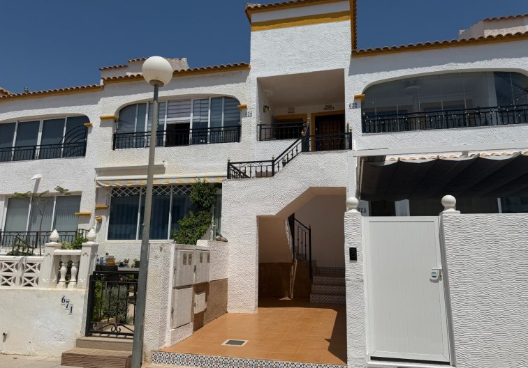 Segunda mano - Apartamento  - Orihuela - Inland