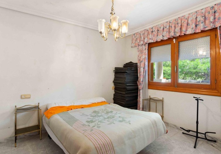 Segunda mano - villa - Torrevieja - Los Balcones 