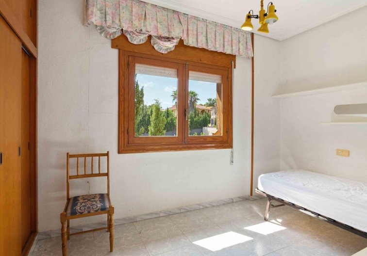 Segunda mano - villa - Torrevieja - Los Balcones 