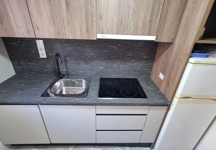 Segunda mano - Apartamento  - Torrevieja - Acequion