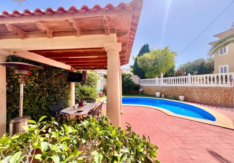 Segunda mano - villa - Torrevieja - Los Balcones - Los Altos Del Edén