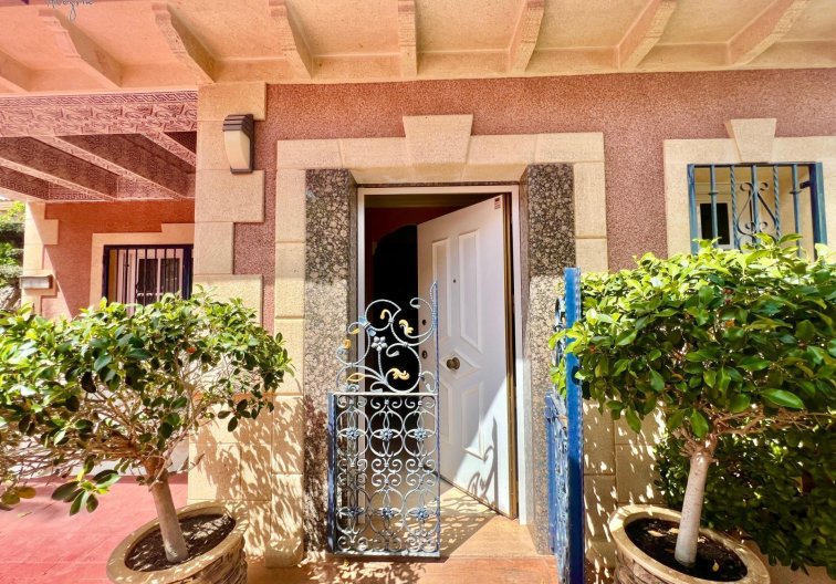 Segunda mano - villa - Torrevieja - Los Balcones - Los Altos Del Edén